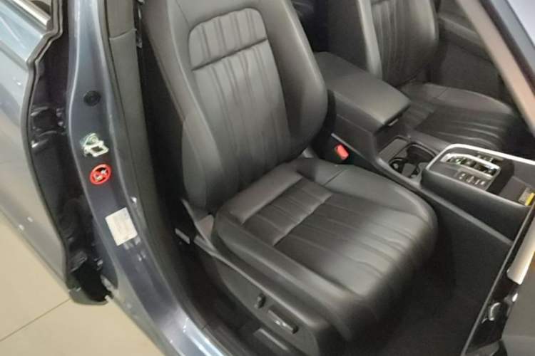Used Honda Breeze New Energy 2023 ePHEV Ultimate Edition Right Front Seat