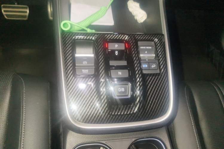Used Honda Breeze New Energy 2024 ePHEV Premium Edition Gear Lever