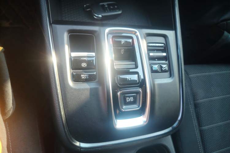 Used Honda Breeze New Energy 2024 ePHEV Premium Edition Gear Lever