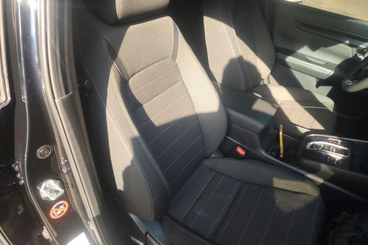 Used Honda Breeze New Energy 2024 ePHEV Premium Edition Right Front Seat