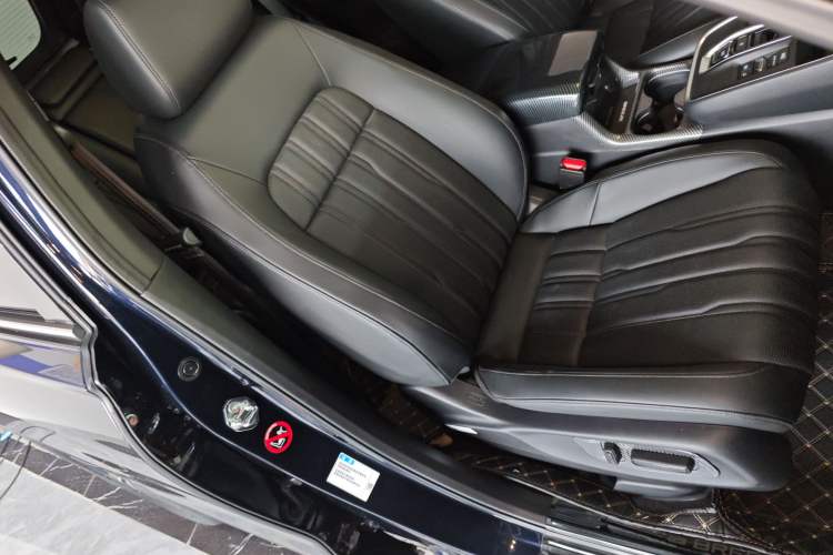 Used Honda Breeze New Energy 2024 ePHEV Ultimate Edition Right Front Seat