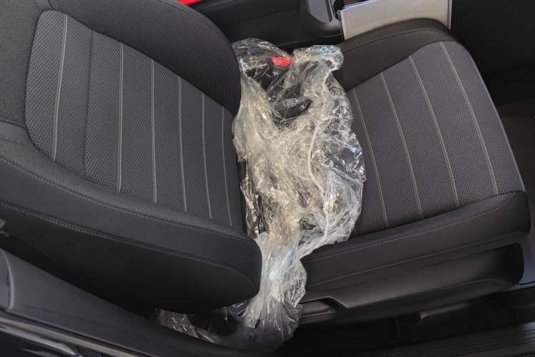 Used Honda Breeze New Energy 2024 ePHEV Premium Edition Right Front Seat