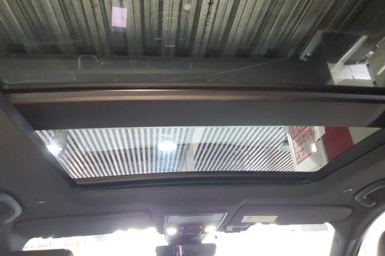 Used Honda Breeze New Energy 2025 ePHEV Premium Edition Headliner
