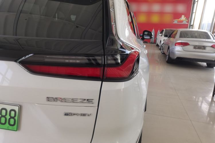 Used Honda Breeze New Energy 2025 ePHEV Premium Edition Exterior 3