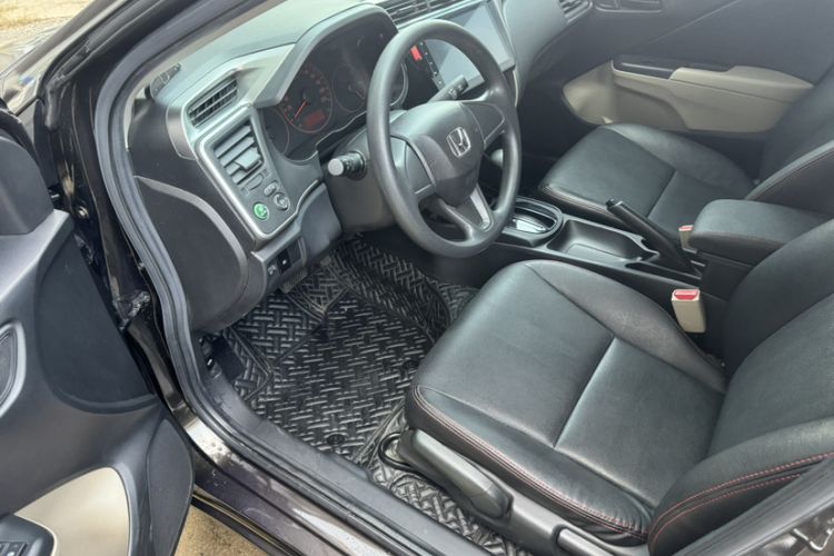 Used Honda City 2017 1.5L CVT Comfort Version Interior 3