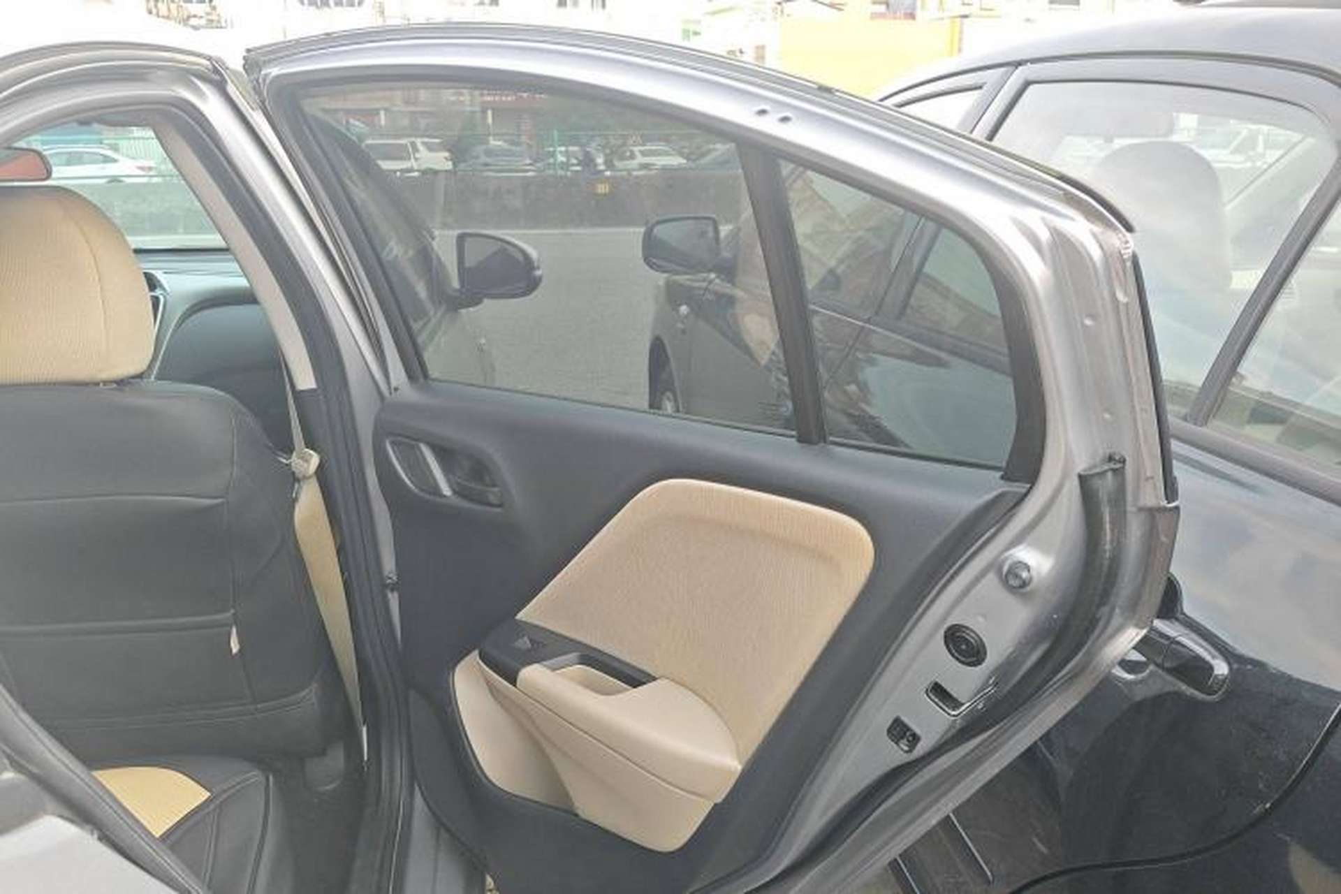 Used Honda City 2017 1.5L CVT Comfort Version Interior 4