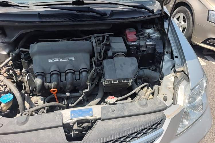 Used Honda City 2006 1.5L automatic standard version Engine Bay Left