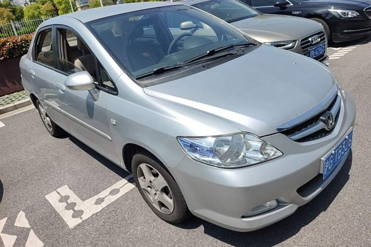 Used Honda City 2006 1.5L automatic standard version Front Right 45 Deg