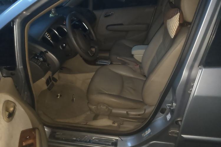Used Honda City 2006 1.5L automatic luxury version Left Front Seat