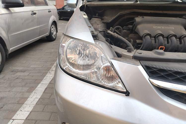 Used Honda City 2006 1.5L manual standard version Right Front Headlight