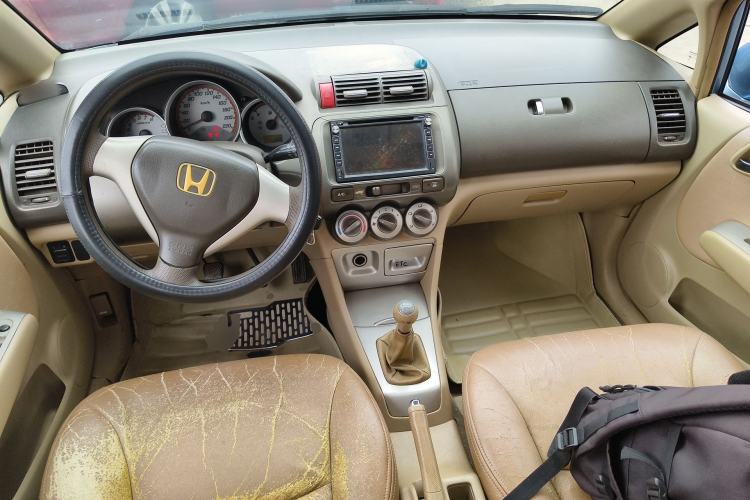 Used Honda City 2007 1.5L manual Comfort version Center Console