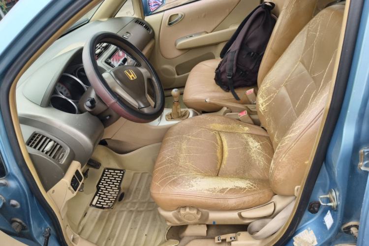 Used Honda City 2007 1.5L manual Comfort version Left Front Seat