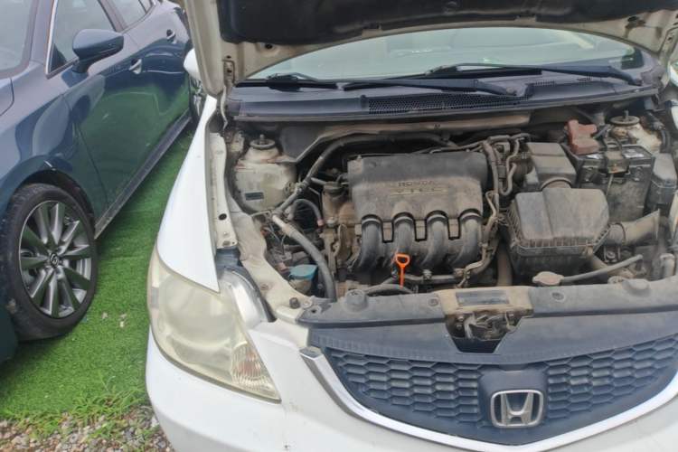 Used Honda City 2007 1.5L automatic comfort version Engine Bay Right