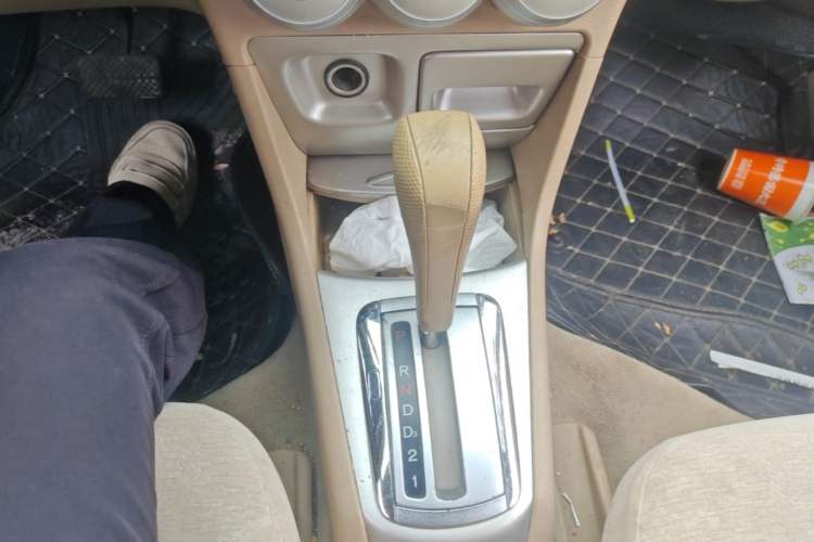 Used Honda City 2007 1.5L automatic comfort version Gear Lever