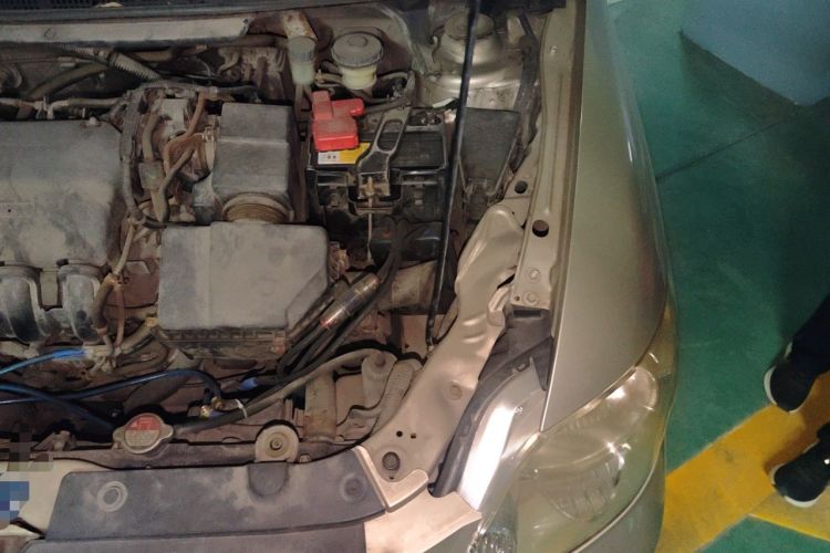 Used Honda City 2007 1.3L manual standard version Engine Bay Left