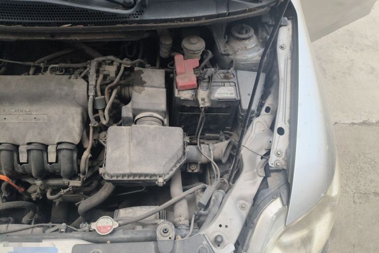 Used Honda City 2007 1.3L manual standard version Engine Bay Left