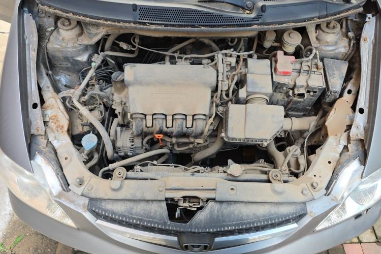 Used Honda City 2007 1.3L manual standard version Engine Bay