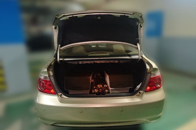 Used Honda City 2007 1.3L manual standard version Trunk