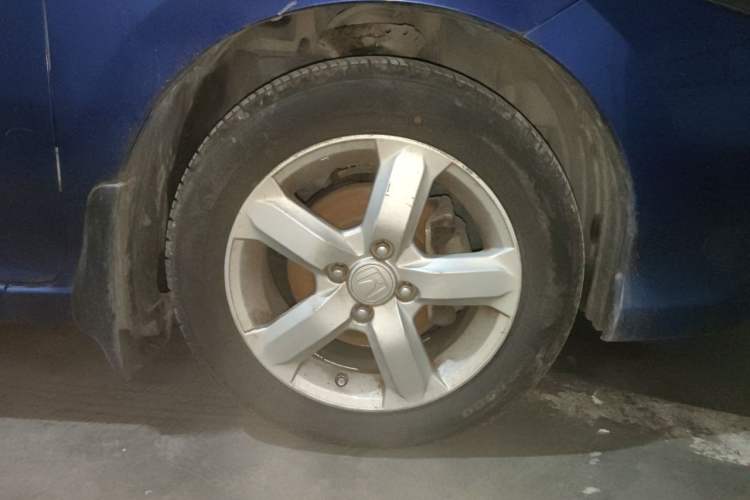 Used Honda City  Right Front Wheel Hub
