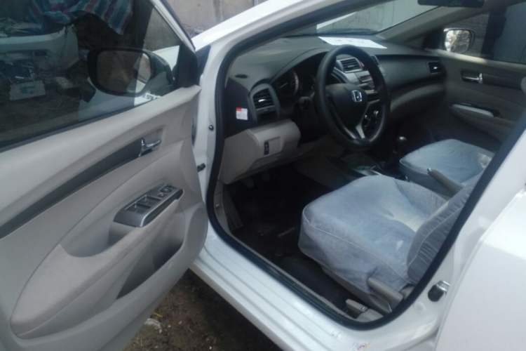 Used Honda City 2014 Style 1.5L Manual Elite Edition Left Front Seat