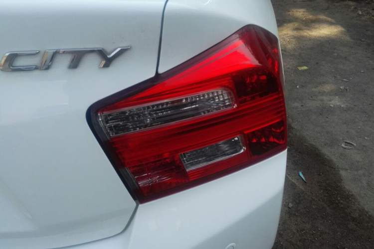 Used Honda City 2014 Style 1.5L Manual Elite Edition Right Front Headlight