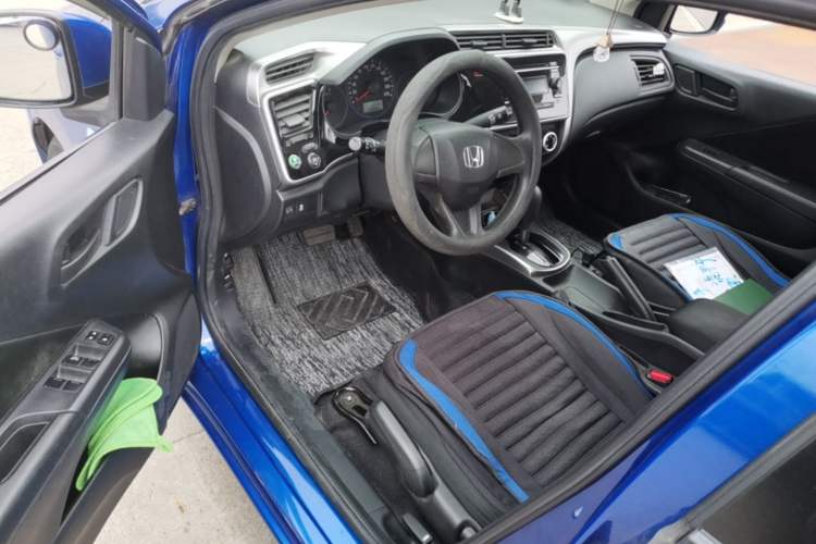 Used Honda City 2015 1.5L CVT Luxury Edition Driver Seat
