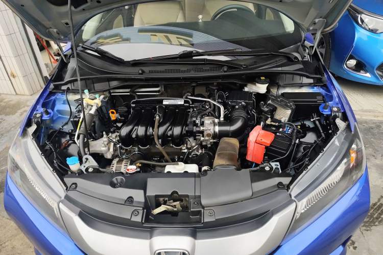 Used Honda City 2015 1.5L CVT Comfort Version Engine Bay