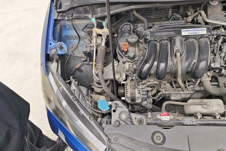 Used Honda City 2015 1.5L CVT Comfort Version Engine Bay Right