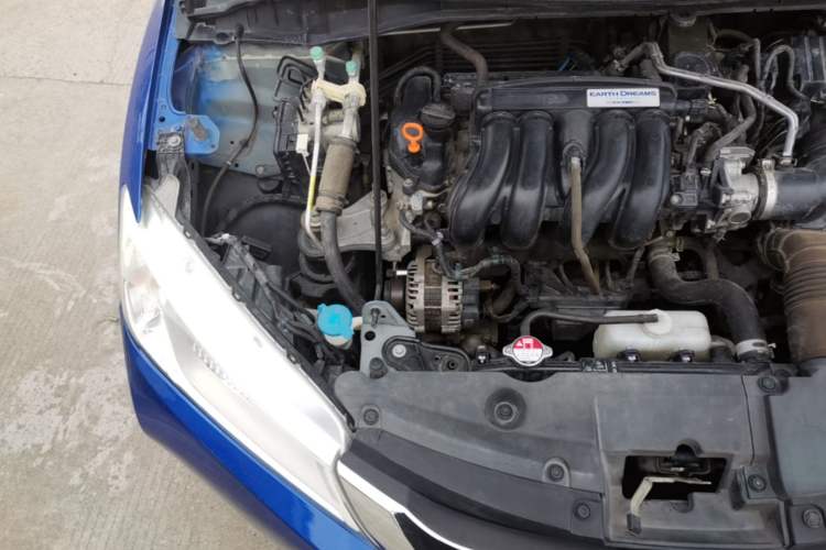 Used Honda City 2015 1.5L CVT Luxury Edition Engine Bay Right