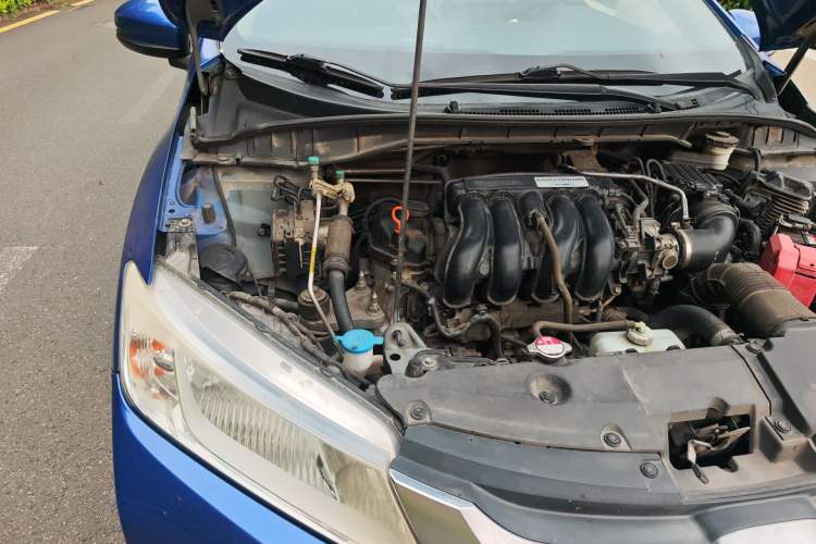 Used Honda City 2015 1.5L CVT Luxury Edition Engine Bay Right