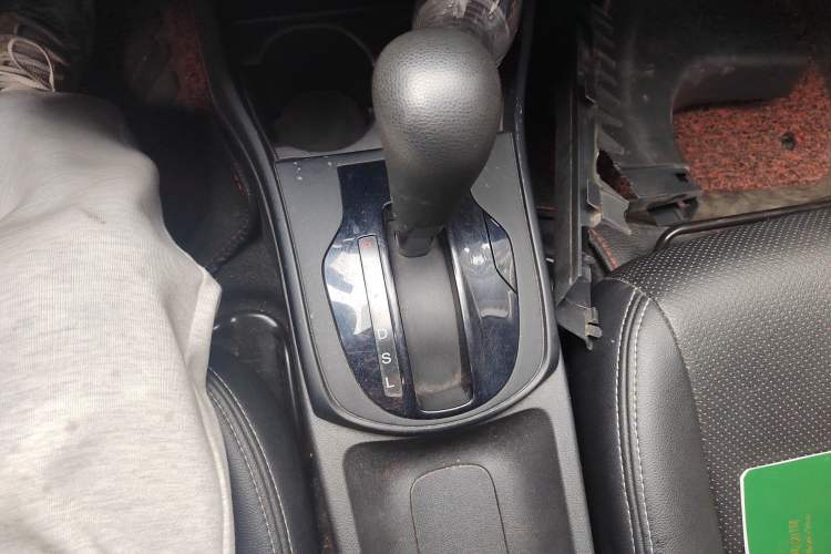 Used Honda City 2015 1.5L CVT Comfort Version Gear Lever