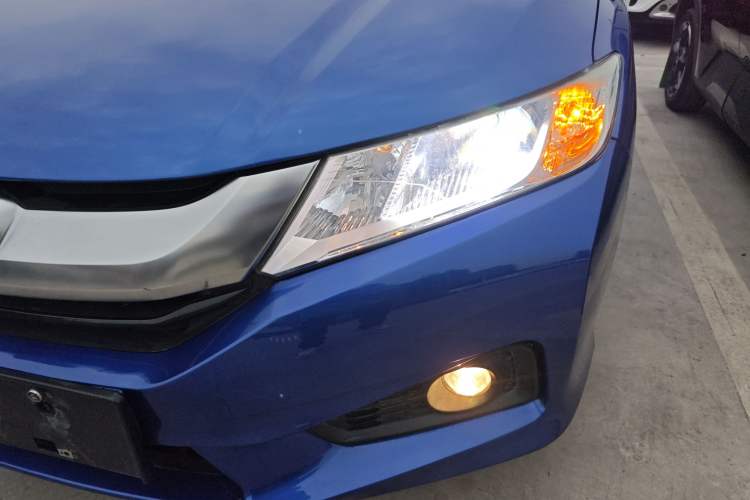 Used Honda City 2015 1.5L CVT Luxury Edition Left Front Headlight