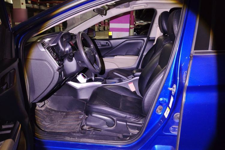 Used Honda City 2015 1.5L CVT Luxury Edition Left Front Seat