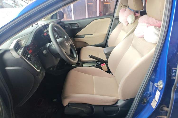 Used Honda City 2015 1.5L CVT Comfort Version Left Front Seat