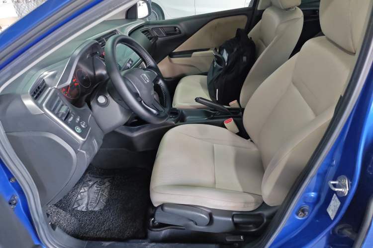 Used Honda City 2015 1.5L CVT Comfort Version Left Front Seat