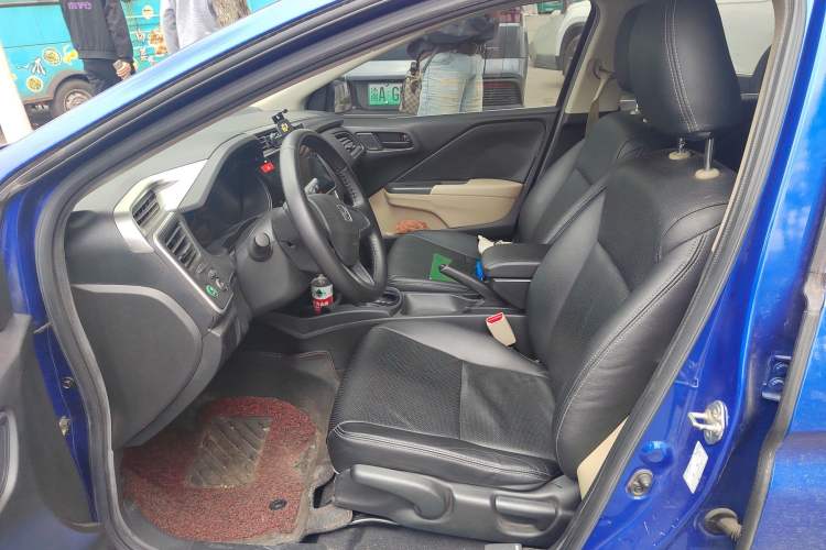 Used Honda City 2015 1.5L CVT Comfort Version Left Front Seat