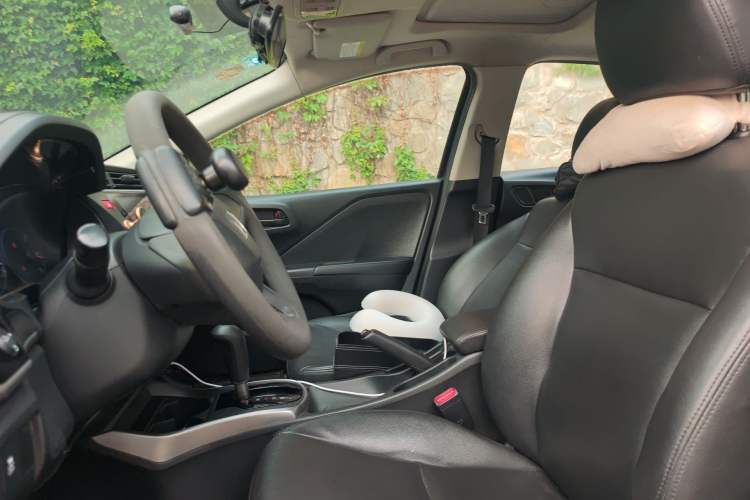 Used Honda City 2015 1.5L CVT Luxury Edition Left Front Seat