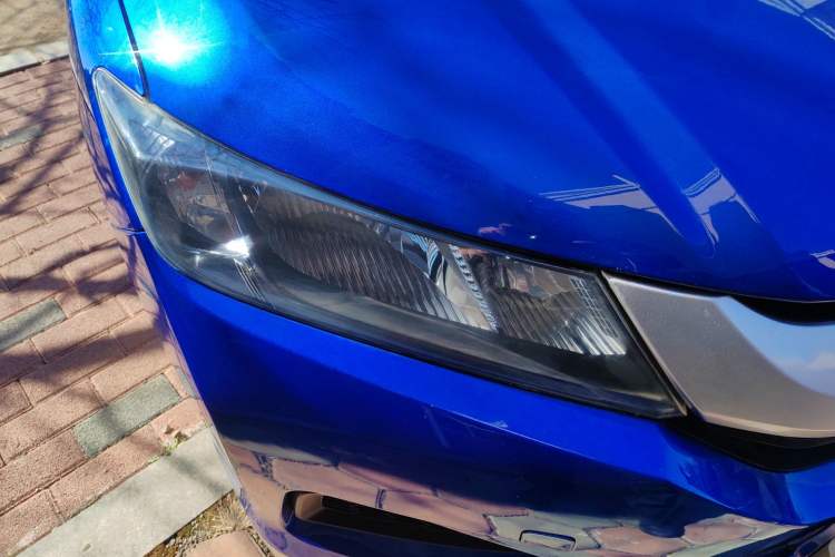 Used Honda City 2015 1.5L manual Comfort version Right Front Headlight