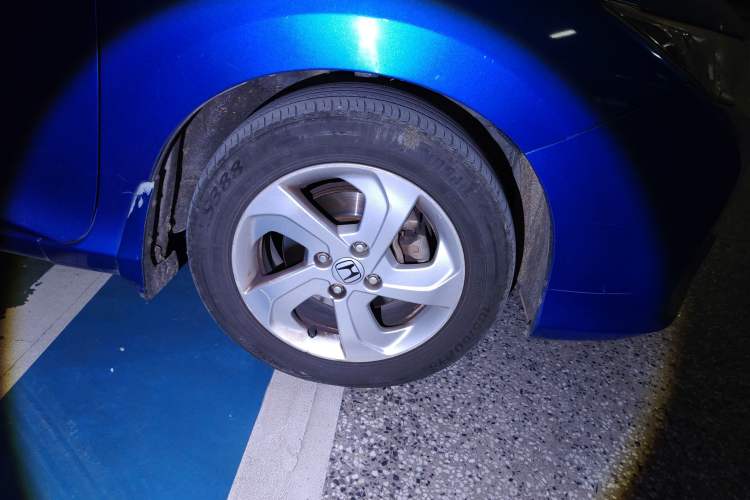 Used Honda City 2015 1.5L CVT Luxury Edition Right Front Wheel Hub
