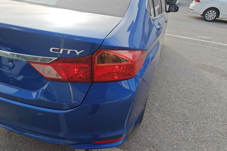 Used Honda City 2015 1.5L CVT Comfort Version Right Rear Taillight