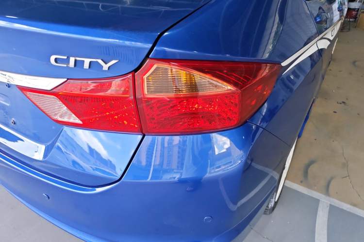 Used Honda City 2015 1.5L CVT Comfort Version Right Rear Taillight