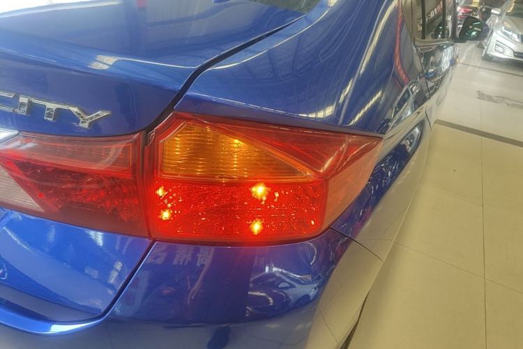 Used Honda City 2015 1.5L CVT Luxury Edition Right Rear Taillight