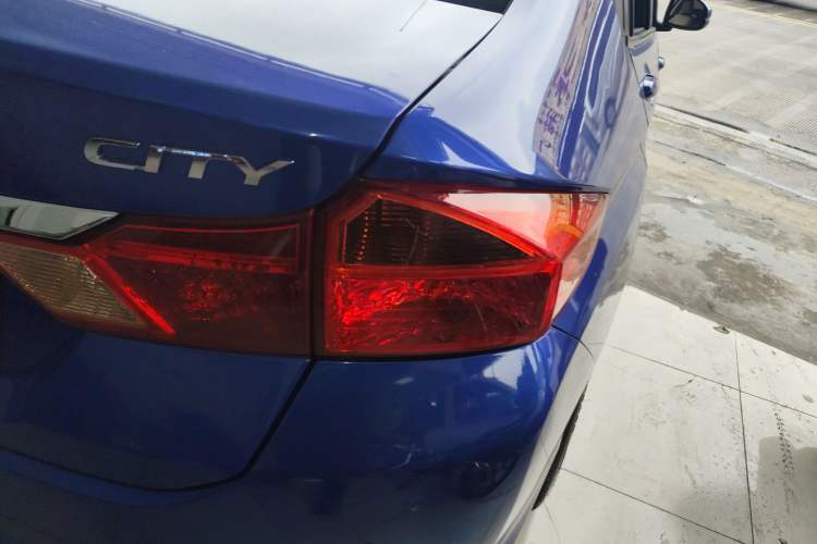 Used Honda City 2015 1.5L CVT Comfort Version Right Rear Taillight