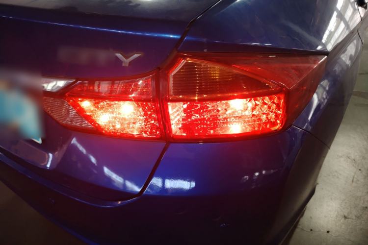 Used Honda City 2015 1.5L CVT Comfort Version Right Rear Taillight
