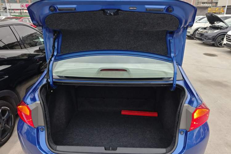 Used Honda City 2015 1.5L CVT Luxury Edition Trunk