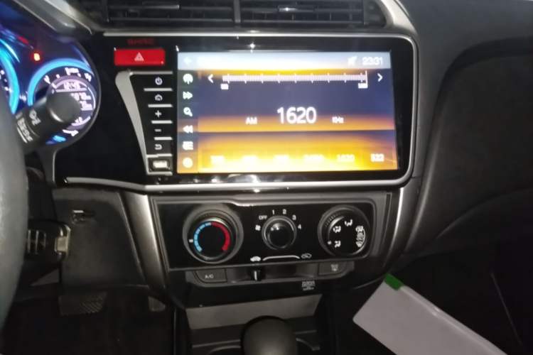 Used Honda City 2015 1.5L CVT Comfort Version Audio And AC Panel