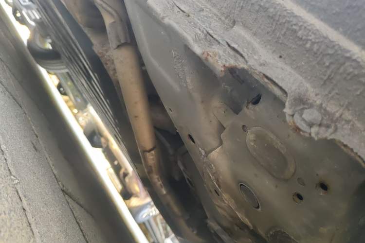 Used Honda City 2015 1.5L CVT Luxury Edition Chassis Front Right