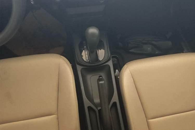 Used Honda City 2015 1.5L CVT Comfort Version Gear Lever