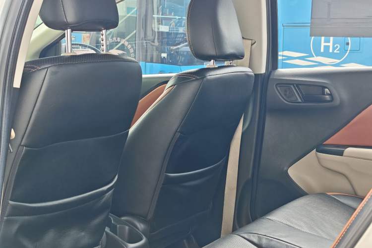 Used Honda City 2015 1.5L CVT Comfort Version Interior 12