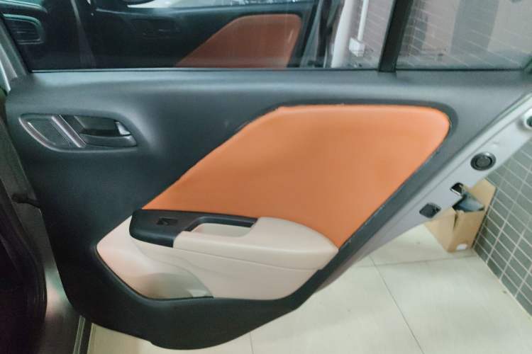 Used Honda City 2015 1.5L CVT Comfort Version Interior 4